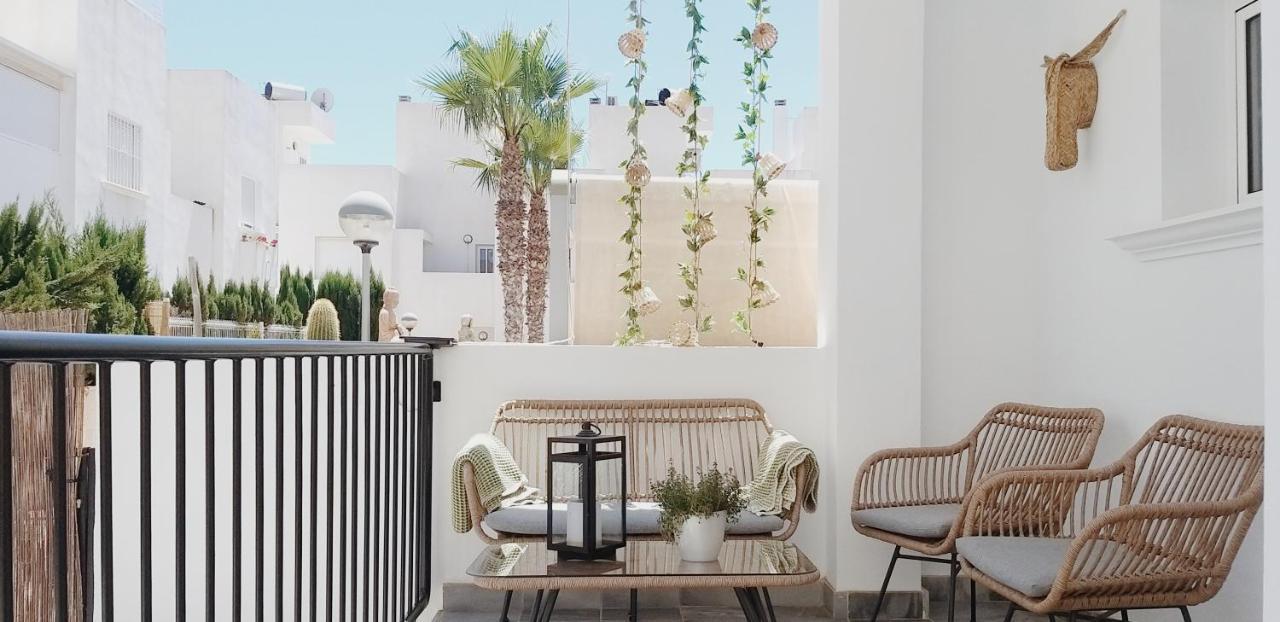 Modern Townhouse In Torrevieja, Costa Blanca Διαμέρισμα Εξωτερικό φωτογραφία
